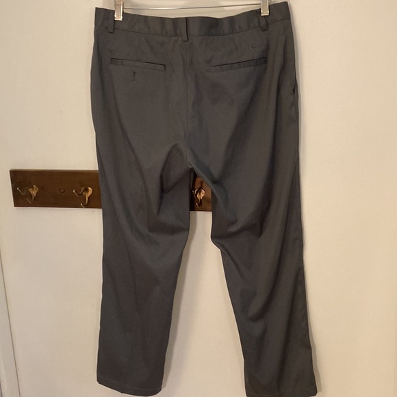 NikeGolf - men’s tour performance 36x30 NWOT - Picture 9 of 12